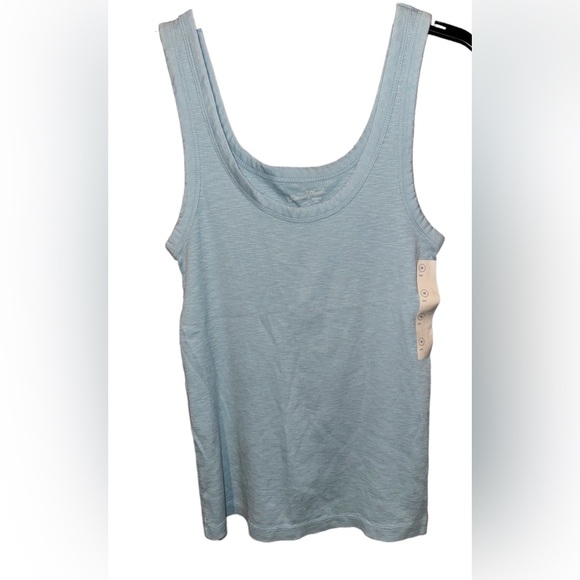 🩵 NWT! Baby Blue Tank Top - Picture 2 of 3